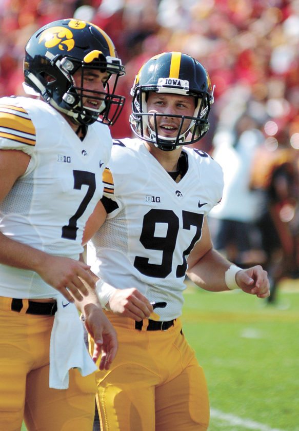 Colten Rastetter Kluver hoists one last Cy-Hawk | News, Sports, Jobs - Times Republican